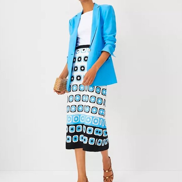 Ann Taylor NWT Cerulean Geo Border Linen Blend Column Skirt Size 4P‎ - Picture 4 of 4